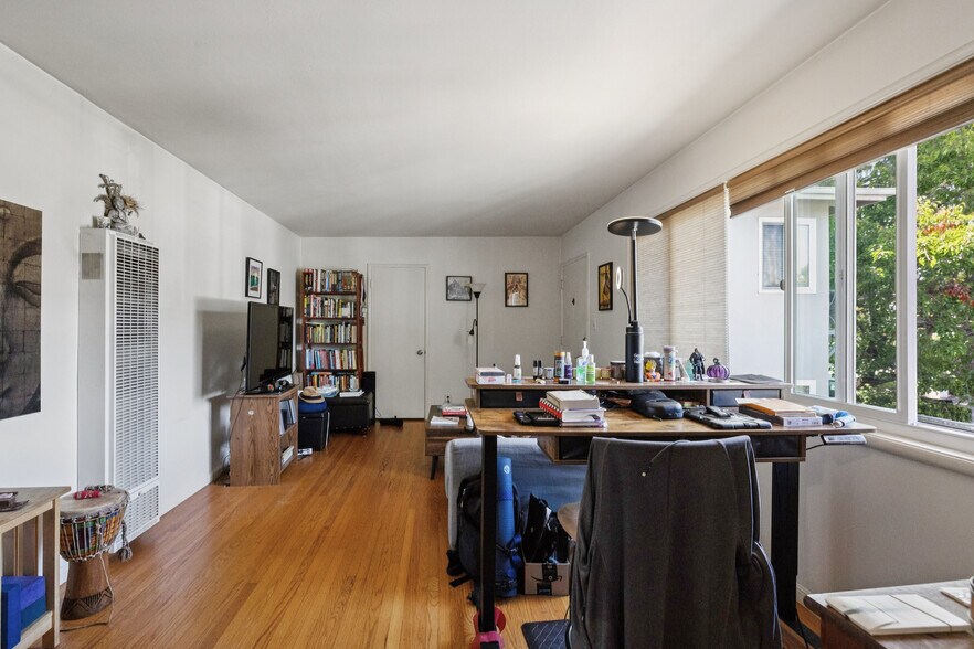 More Photos Of 1140 El Camino Real, Burlingame Apartments For Sale