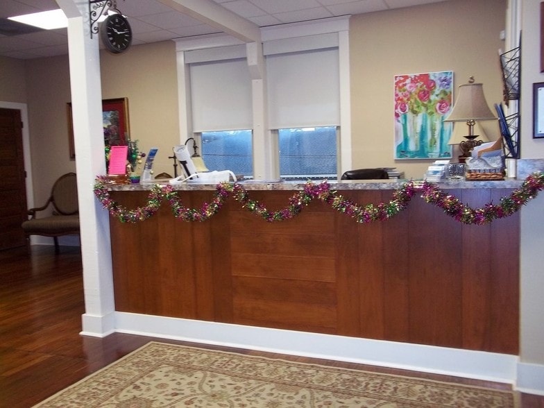 More Photos Of 1808 Front St, Slidell Office For Lease