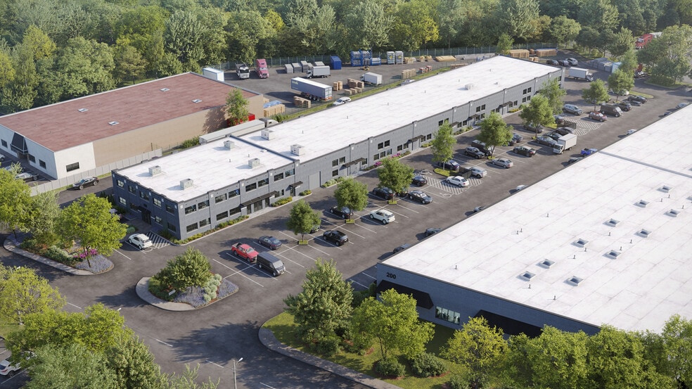 More Photos Of 190 Blydenburgh Rd, Islandia Warehouse For Lease