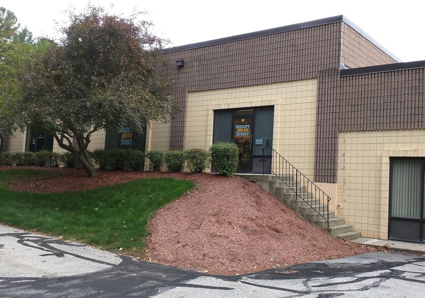 More Photos Of 2 Townsend West, Nashua Light Distribution For Lease