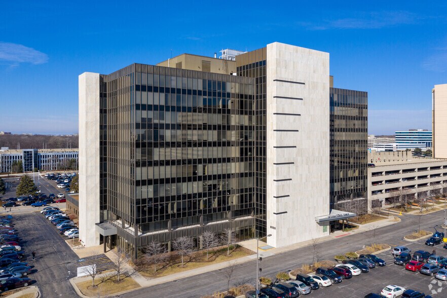 Primary Photo Of 8550 W Bryn Mawr Ave, Chicago Office For Lease