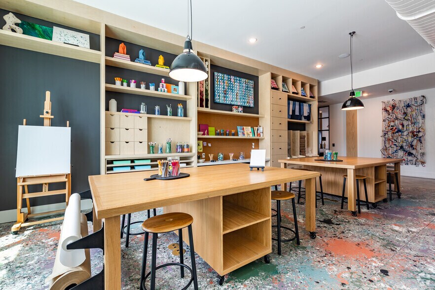 More Photos Of 1647 E Colonial Dr, Orlando Apartments For Sale