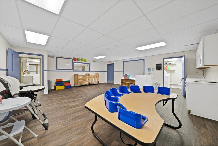 More Photos Of 130 S Moore Rd, Coppell Daycare Center For Sale