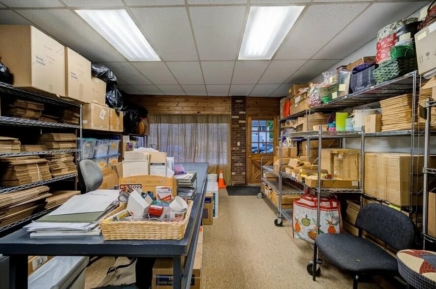 More Photos Of 269 Main St, Beacon Storefront For Sale