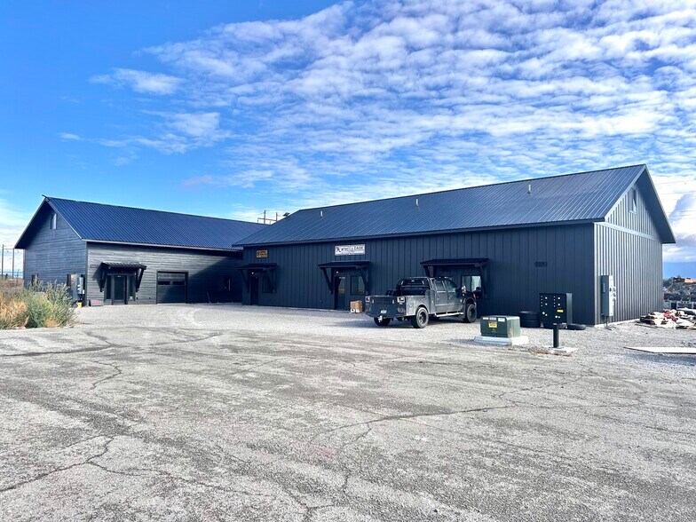 Primary Photo Of 77 Hunter Cir, Kalispell Industrial For Sale