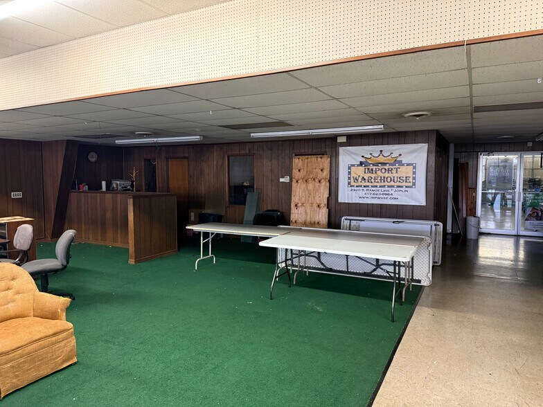 More Photos Of 2920 S Range Line Rd, Joplin General Retail For Sale