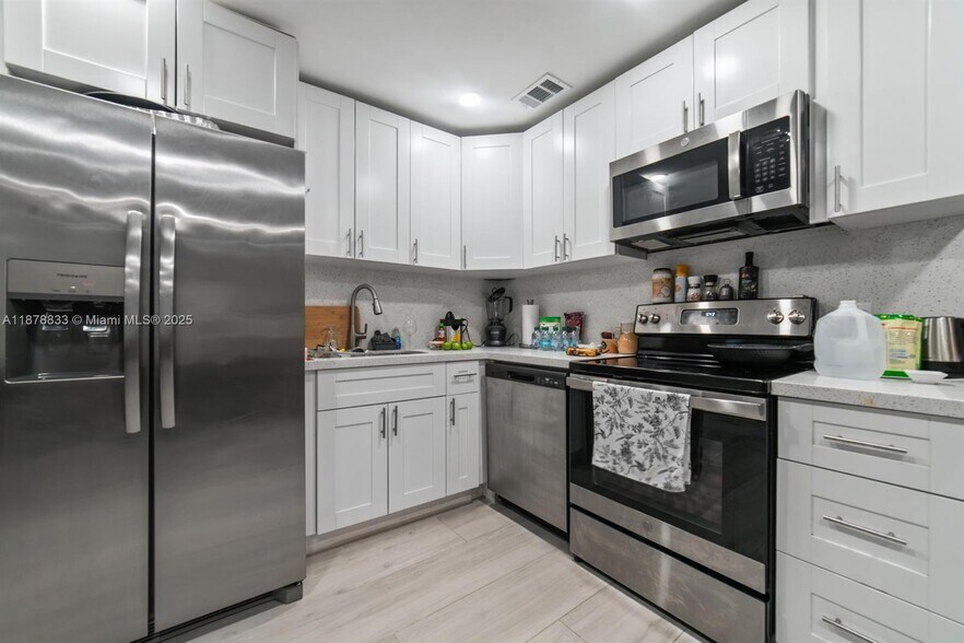 More Photos Of 14501 NE 14th Ave, Miami Apartments For Sale