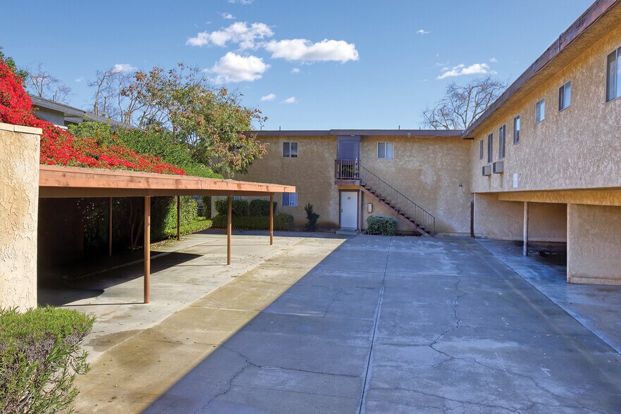 More Photos Of 7959 Bright Ave, Whittier Apartments For Sale