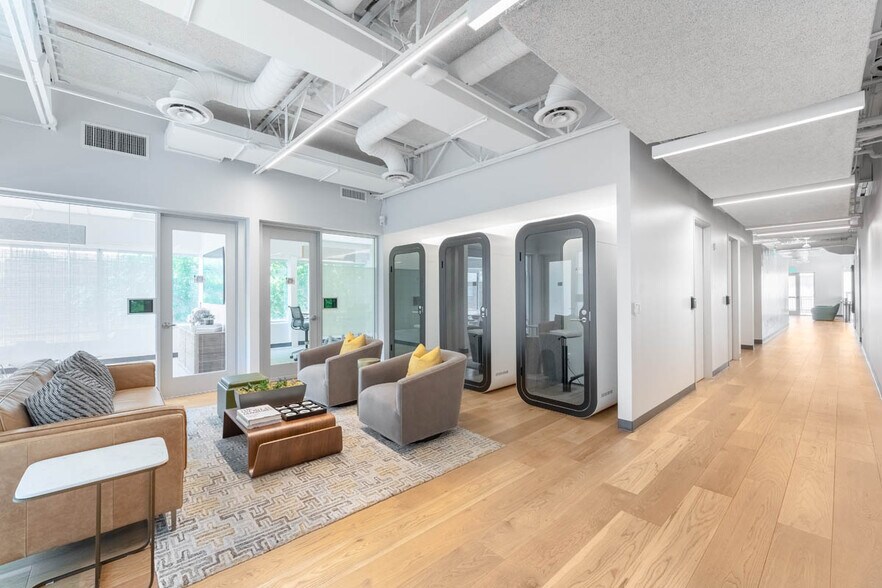 More Photos Of 3400 Oak Grove Ave, Dallas Office For Lease