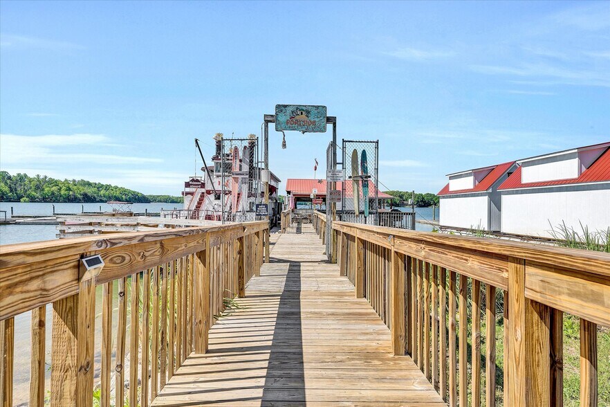 More Photos Of 3619 Airport Rd, Moneta Marina For Sale