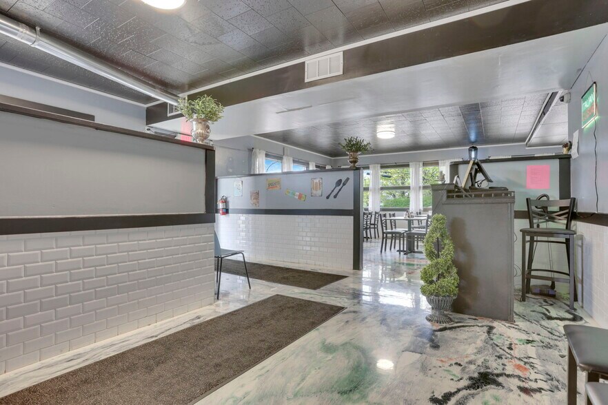More Photos Of 609 Mill St, New Lexington Restaurant For Sale
