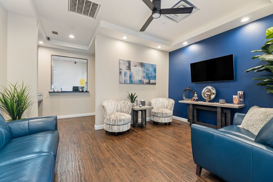 More Photos Of 2770 Virginia Pky, McKinney Medical For Sale