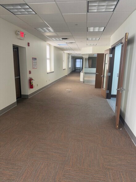 More Photos Of 120 Boulevard of the Allies, Pittsburgh Medical For Lease