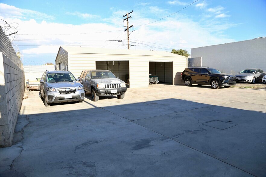 More Photos Of , Lancaster General Retail For Sale