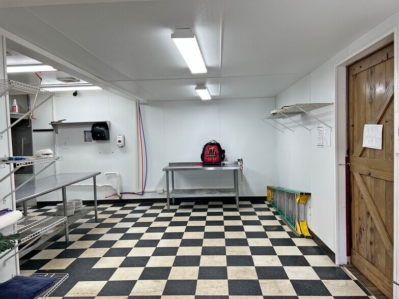 More Photos Of 259 Venango Ave, Cambridge Springs Restaurant For Sale