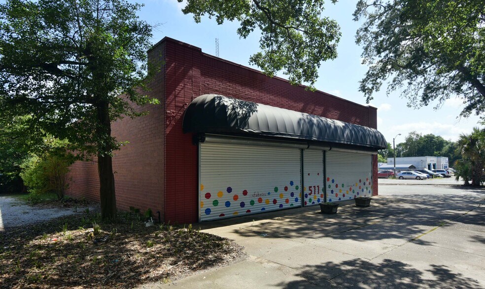More Photos Of 511 W Broad Ave, Albany General Retail For Sale
