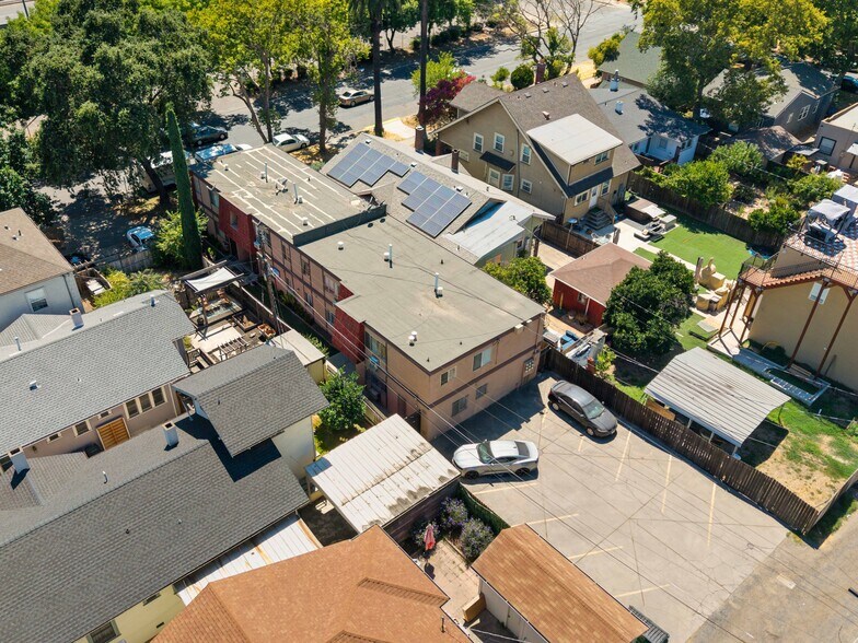 More Photos Of 2323 W St, Sacramento Apartments For Sale