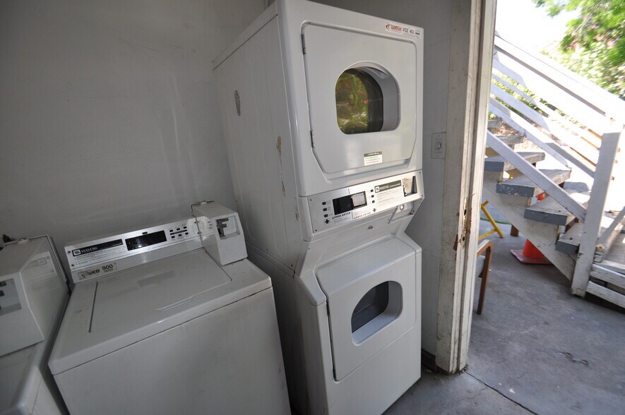 More Photos Of 3539 Edison Ave, Sacramento Apartments For Sale
