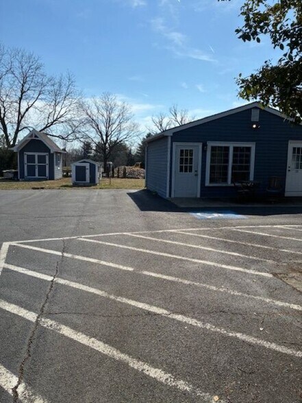 More Photos Of 6440 Thomas Jefferson Pky, Palmyra Office For Sale