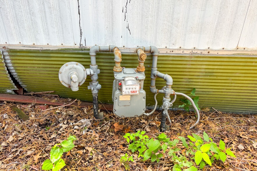 More Photos Of 5310 N Meridian Ave, Wichita Office For Sale