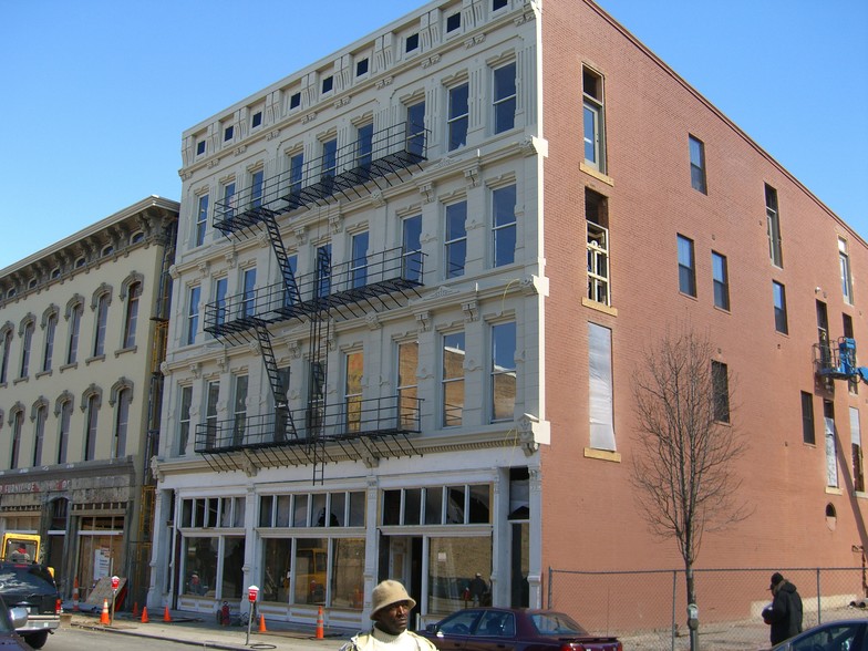 More Photos Of 1218-1220 Vine St, Cincinnati Storefront Retail Residential For Lease