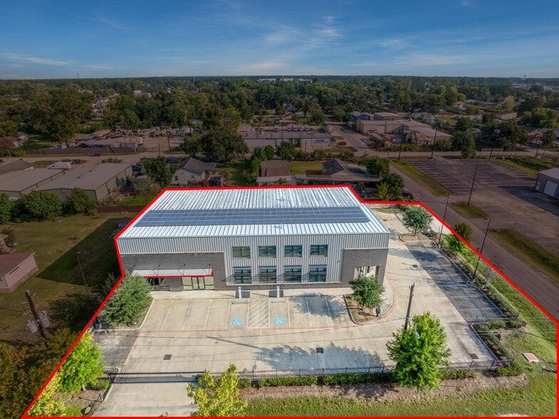 More Photos Of 5939 Albert Dr, Humble Light Distribution For Sale