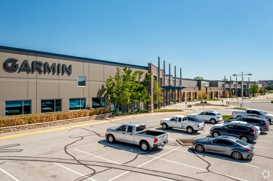 More Photos Of 17100-17150 W 118th Ter, Olathe Office For Lease