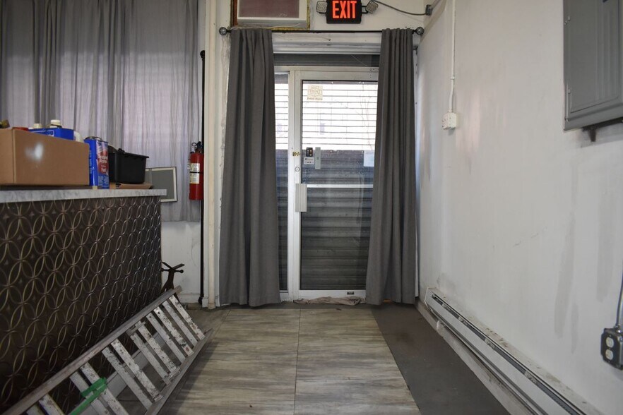 More Photos Of 128 Alexander Ave, Bronx Storefront Retail Residential For Sale