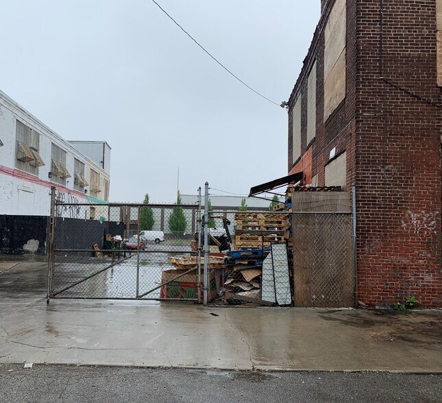 More Photos Of 20 Jackson St, Philadelphia Unknown For Lease