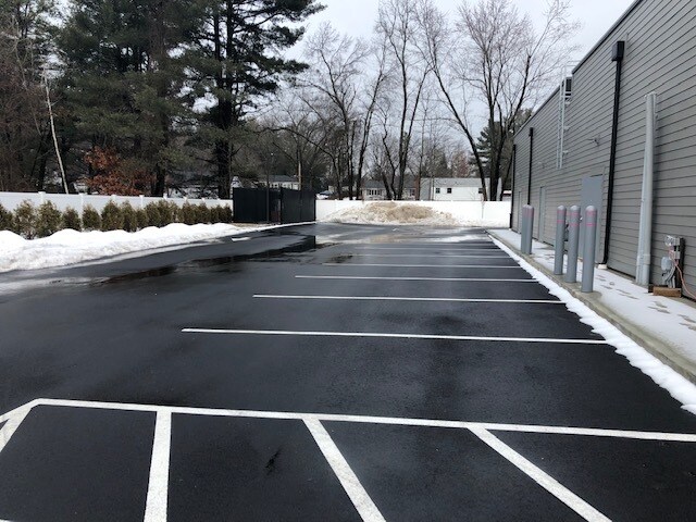 More Photos Of 212 Southampton Rd, Westfield Freestanding For Lease