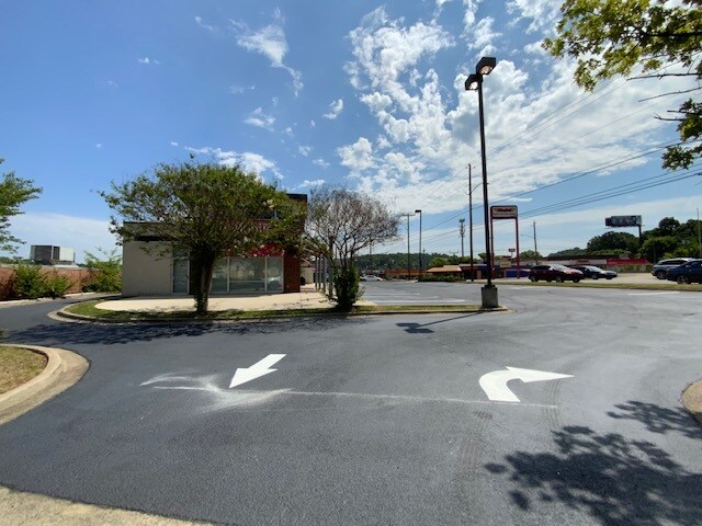 More Photos Of 9190 Parkway E, Birmingham Freestanding For Sale