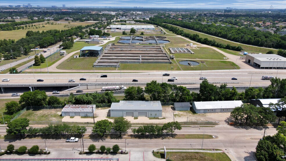 More Photos Of 12024 Alief Clodine Rd, Houston Light Distribution For Sale