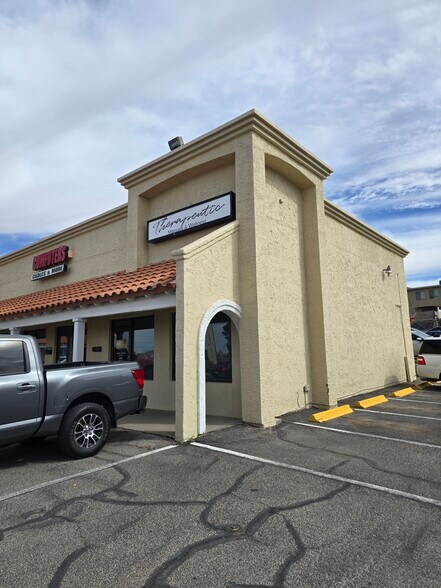 More Photos Of 300 N Resler Dr, El Paso Unknown For Lease