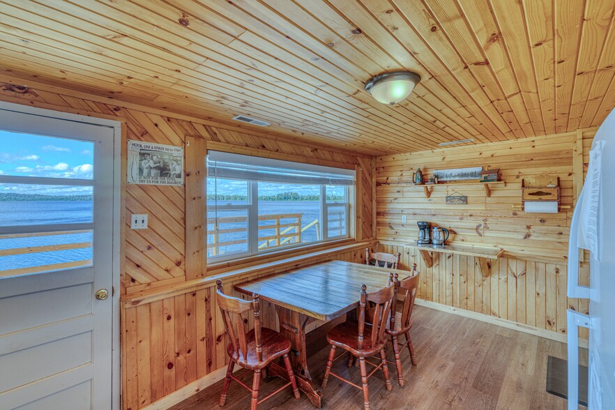 More Photos Of 8372 E Flowage Ln, Gordon Multifamily For Sale