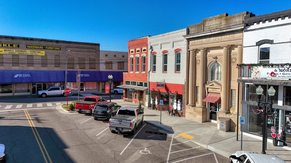 More Photos Of 17 Broadway St, McKenzie Storefront For Sale
