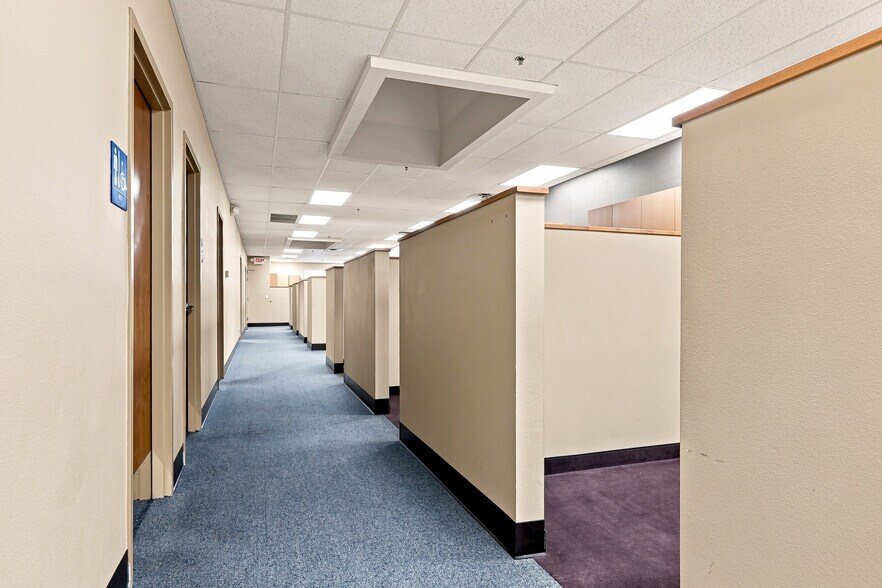 More Photos Of 2701 Crimson Canyon Dr, Las Vegas Light Manufacturing For Sale