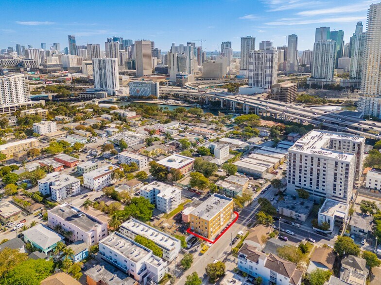 More Photos Of 440 SW 5th Ave, Miami Apartments For Sale