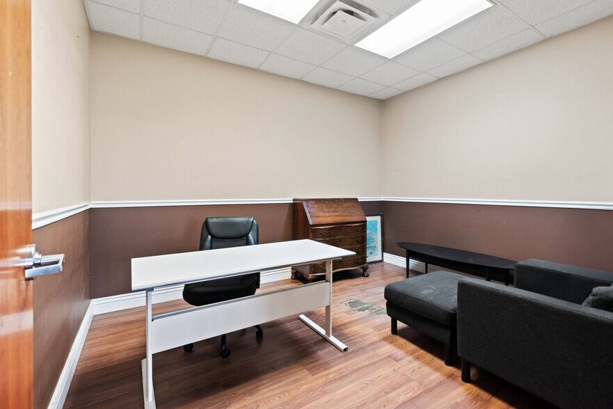 More Photos Of 824 N 1430 W, Orem Manufacturing For Lease