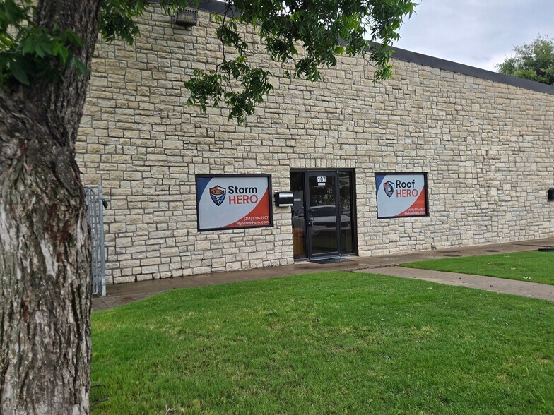 Primary Photo Of 194 Industrial Blvd, McKinney Showroom For Lease