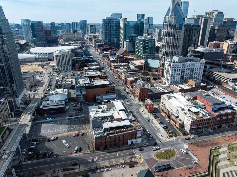 More Photos Of 111 Broadway, Nashville General Retail For Lease