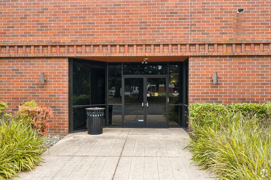 More Photos Of 11130 Sun Center Dr, Rancho Cordova Industrial For Sale