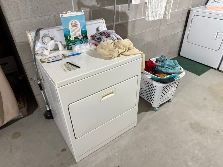 More Photos Of 34 E Paine St, Kiel Apartments For Sale