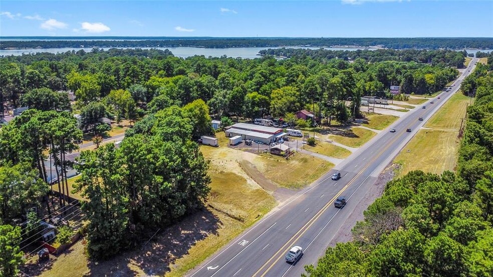 More Photos Of 11457 US Highway 190 W, Livingston Garden Center For Sale