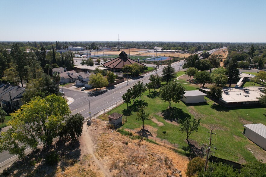 More Photos Of Walerga Road & Elkhorn Blvd, Sacramento Land For Sale