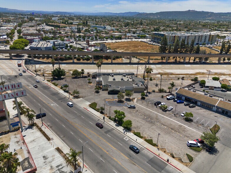 More Photos Of 10478 Valley Blvd, El Monte Restaurant For Sale