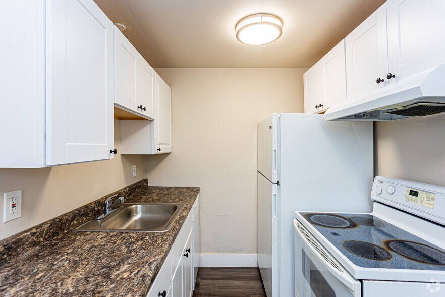 More Photos Of 5303 Parker Rd E, Sumner Apartments For Sale