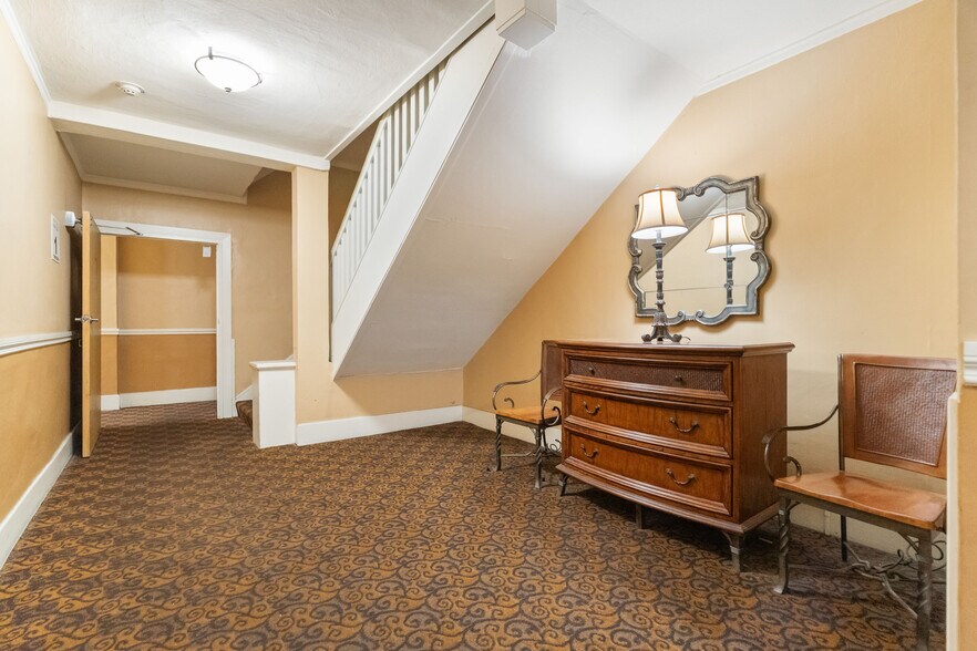 More Photos Of , Portland Multifamily For Sale