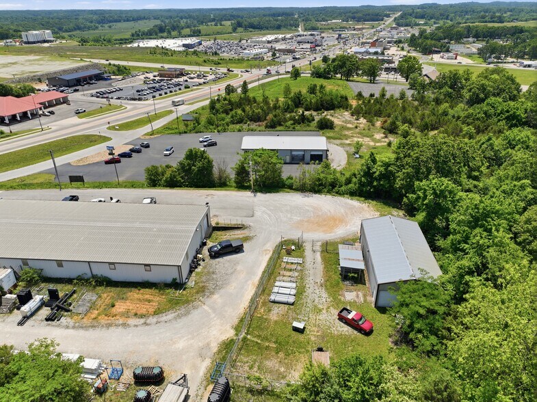 More Photos Of 1015 Preacher Roe Blvd, West Plains General Retail For Sale