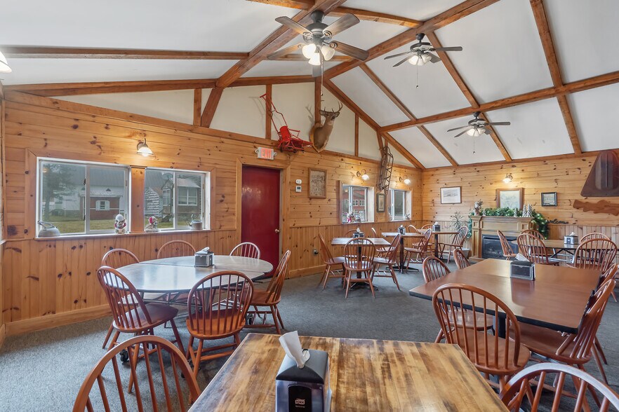 More Photos Of 2107 N Osceola Rd, Camden Service Station For Sale