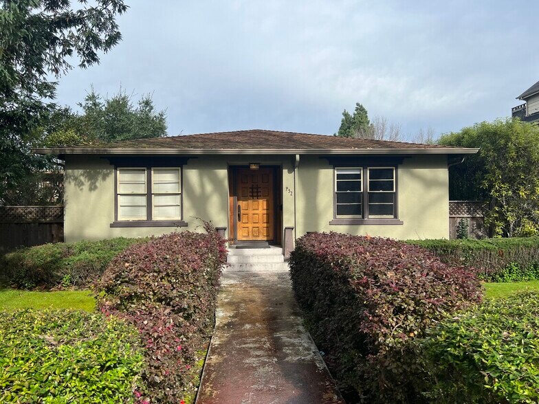 More Photos Of 732 B St, Hayward Apartments For Sale